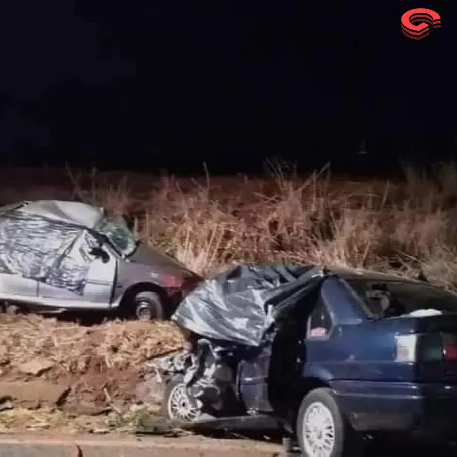 ACIDENTE ENTRE DOIS CARROS DEIXA 3 MORTOS E UMA CRIANÇA FERIDA