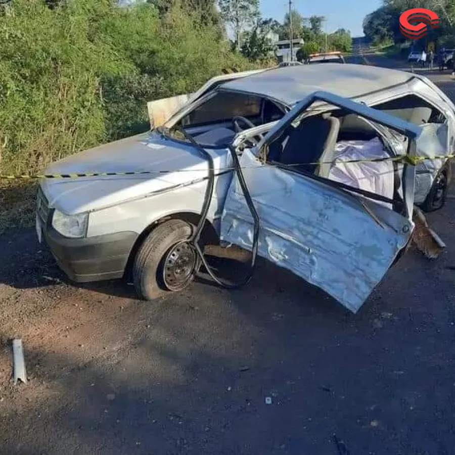 DOIS JOVENS MORREM APÓS GRAVE ACIDENTE NA REGIÃO 