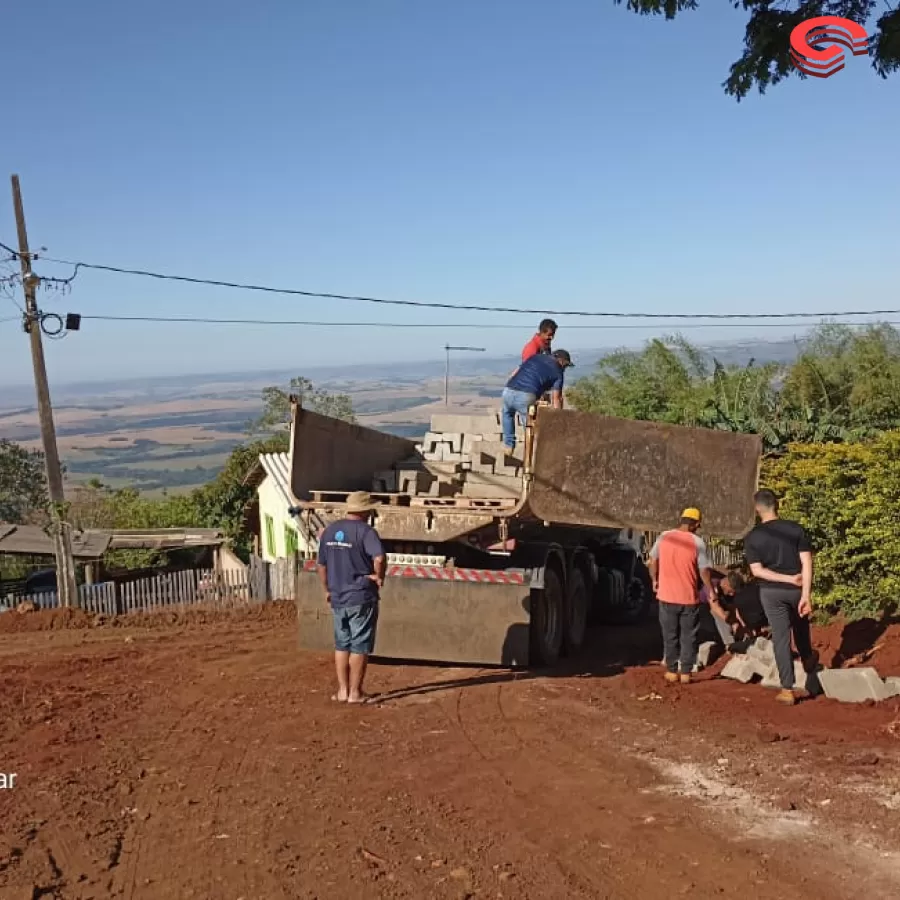 Fato Histórico| Distrito de Flórida do Ivaí ganha calçamento de paralelepípedos na gestão do Prefeito Municipal Toninho do Café.