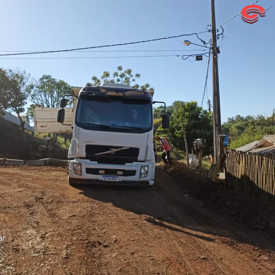 Fato Histórico| Distrito de Flórida do Ivaí ganha calçamento de paralelepípedos na gestão do Prefeito Municipal Toninho do Café.