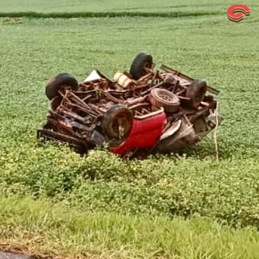 CAPOTAMENTO ENTRE PITANGA E SANTA MARIA DO OESTE DEIXA IDOSO FERIDO