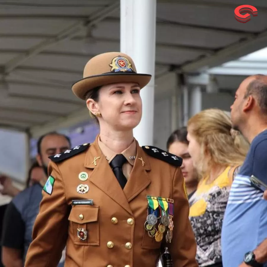 Maria Fernanda e a primeira Mulher a comandar o Colégio da Polícia Militar no Paraná