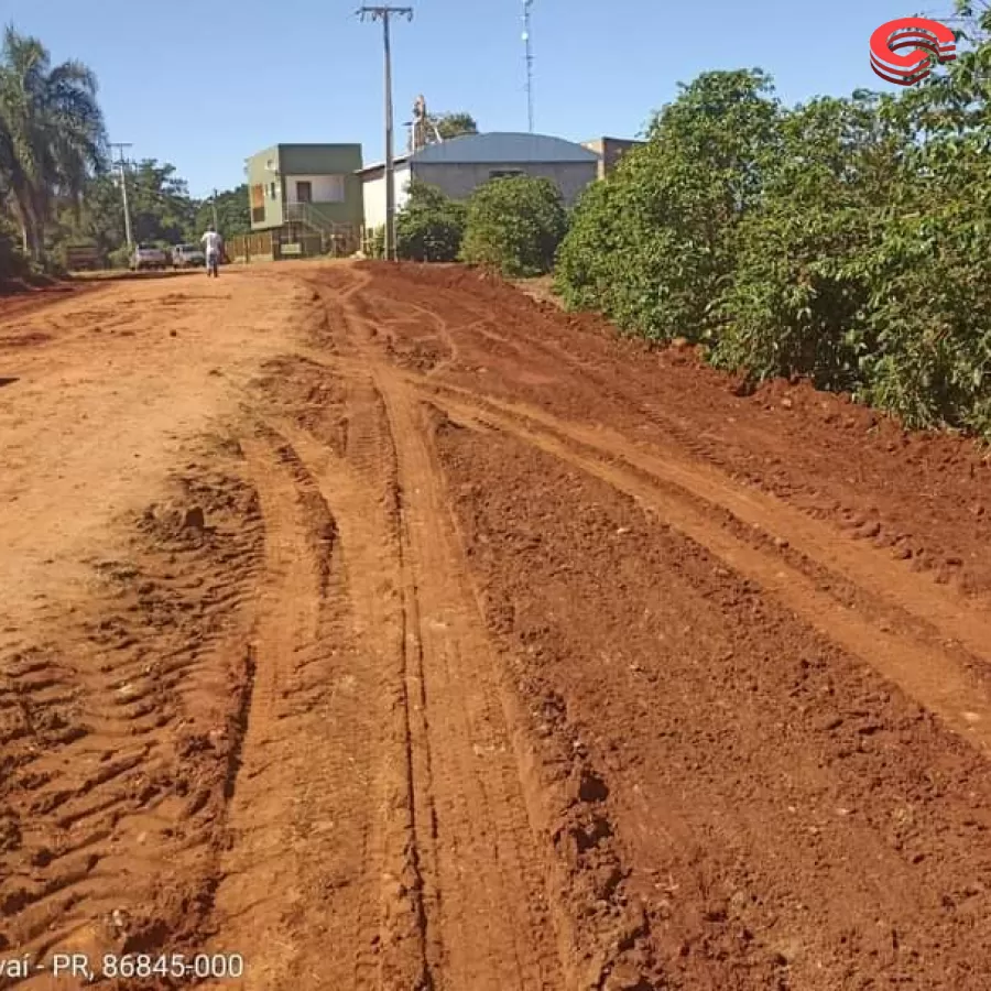 Início do Serviço de Terraplanagem e Desvio para a Obra de Pedras Irregulares de Grandes Rios